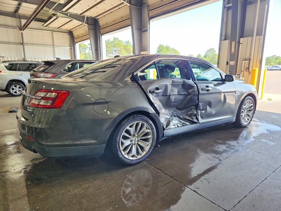 Продажа на аукционе авто 2015 Ford Taurus, vin: 1FAHP2F83FG111025, номер лота: 65676526