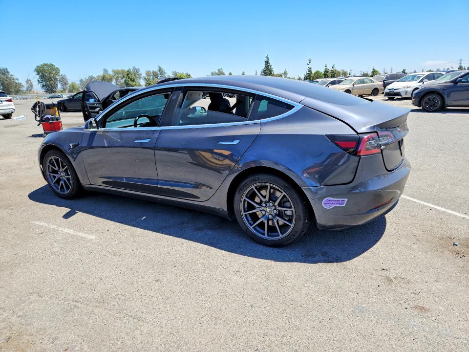 65911646 :رقم المزاد ، 5YJ3E1EA2KF331365 vin ، 2019 Tesla Model 3 مزاد بيع