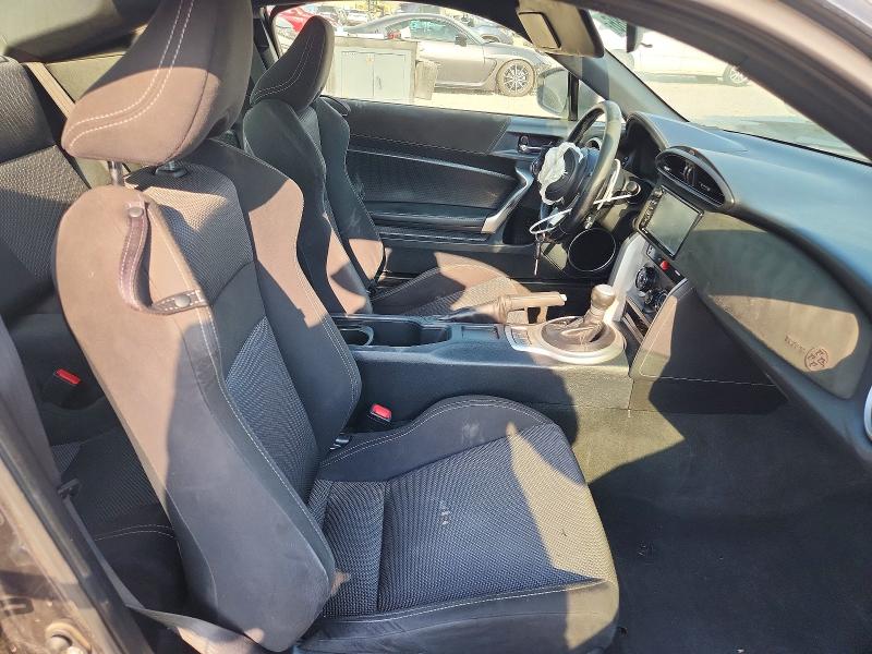 63801586 :رقم المزاد ، JF1ZNAA15H8704512 vin ، 2017 Toyota 86 مزاد بيع