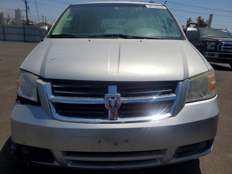64132876 :رقم المزاد ، 1D8HN54P48B167228 vin ، 2008 Dodge Grand Caravan مزاد بيع