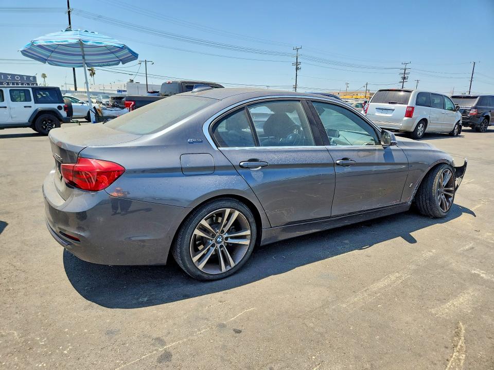 2018 Bmw 330e მანქანა იყიდება აუქციონზე, vin: WBA8E1C52JA159550, აუქციონის ნომერი: 64132306