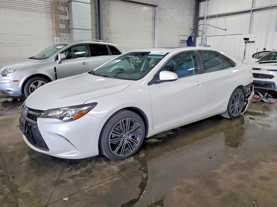 Aukcja sprzedaży 2016 Toyota Camry, vin: 4T1BF1FK4GU181222, numer aukcji: 64073356
