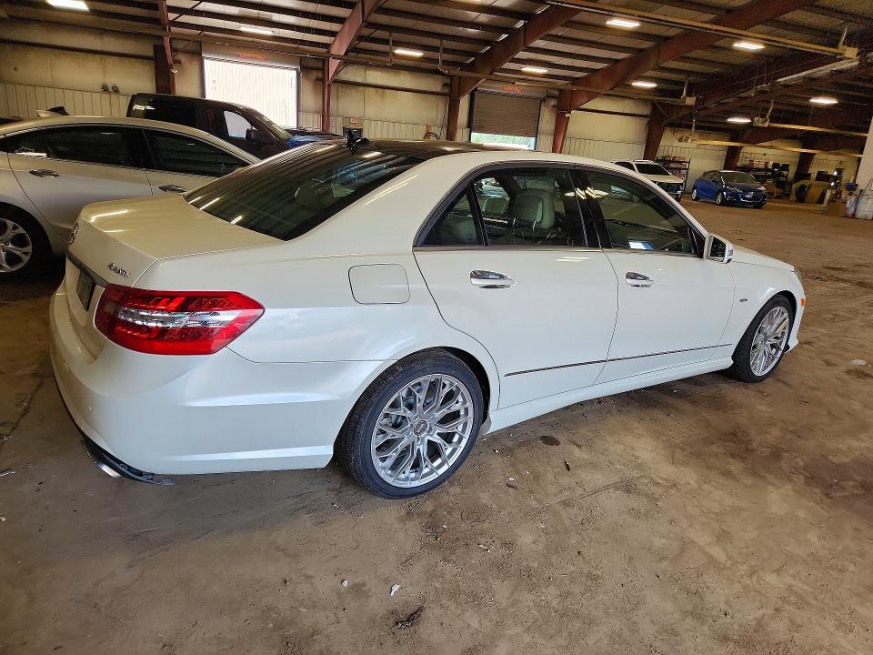 2012 Mercedes-benz E მანქანა იყიდება აუქციონზე, vin: WDDHF8JB5CA613350, აუქციონის ნომერი: 64194976