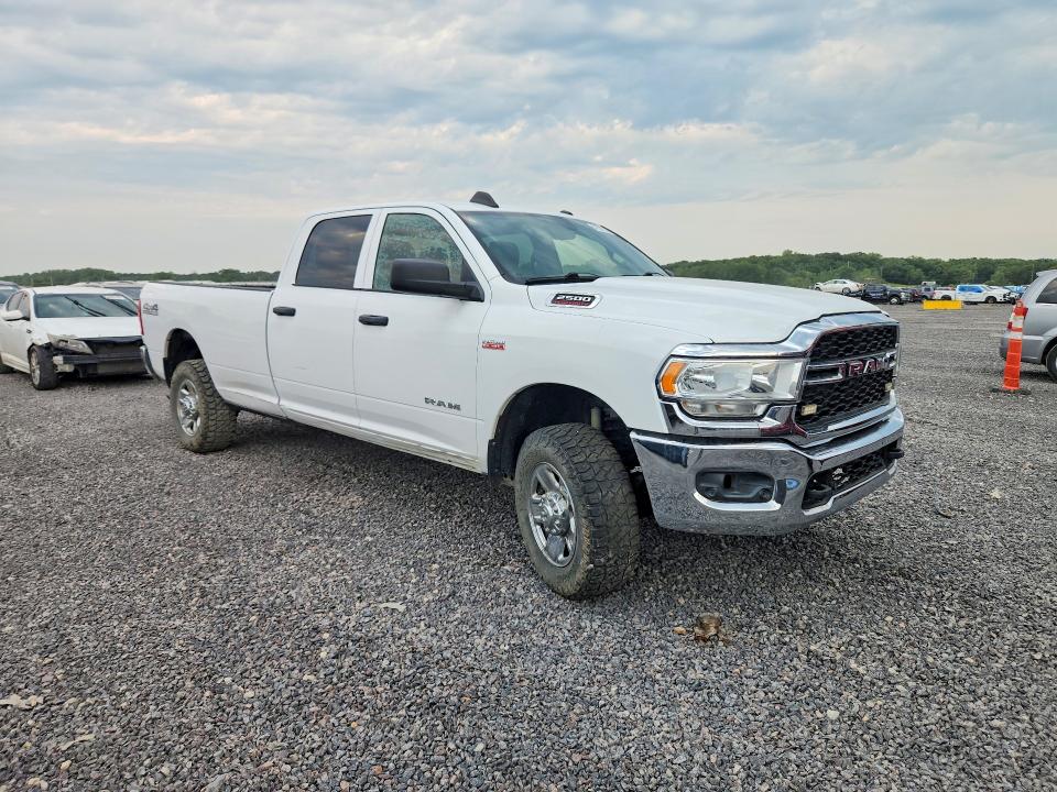 Продажа на аукционе авто 2022 Ram 2500, vin: 3C6UR5HJ3NG130821, номер лота: 64329556