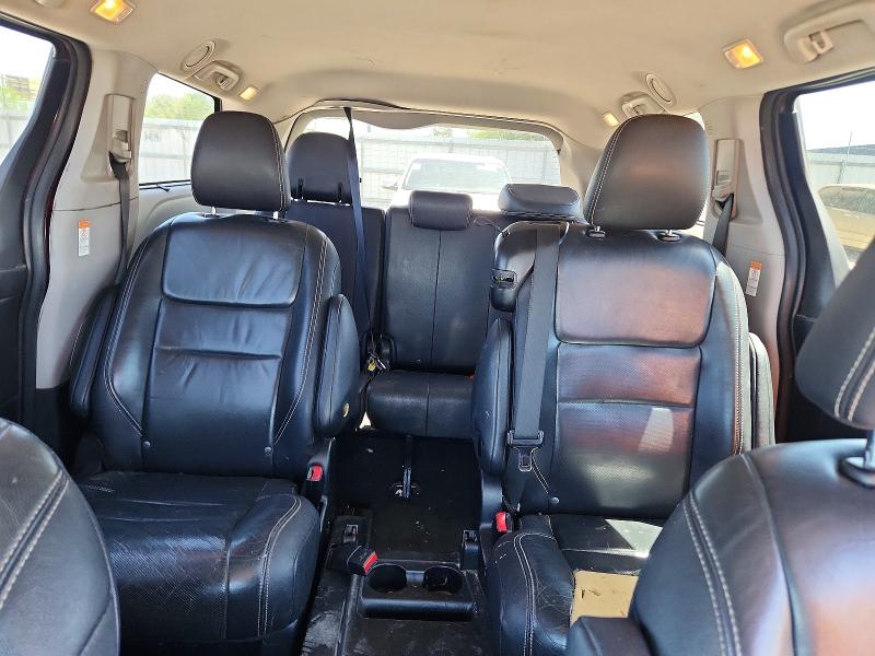 64625626 :رقم المزاد ، 5TDXZ3DC9HS770295 vin ، 2017 Toyota Sienna مزاد بيع
