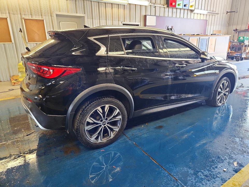 66714486 :رقم المزاد ، SJKCH5CR1JA052727 vin ، 2018 Infiniti Qx30 مزاد بيع