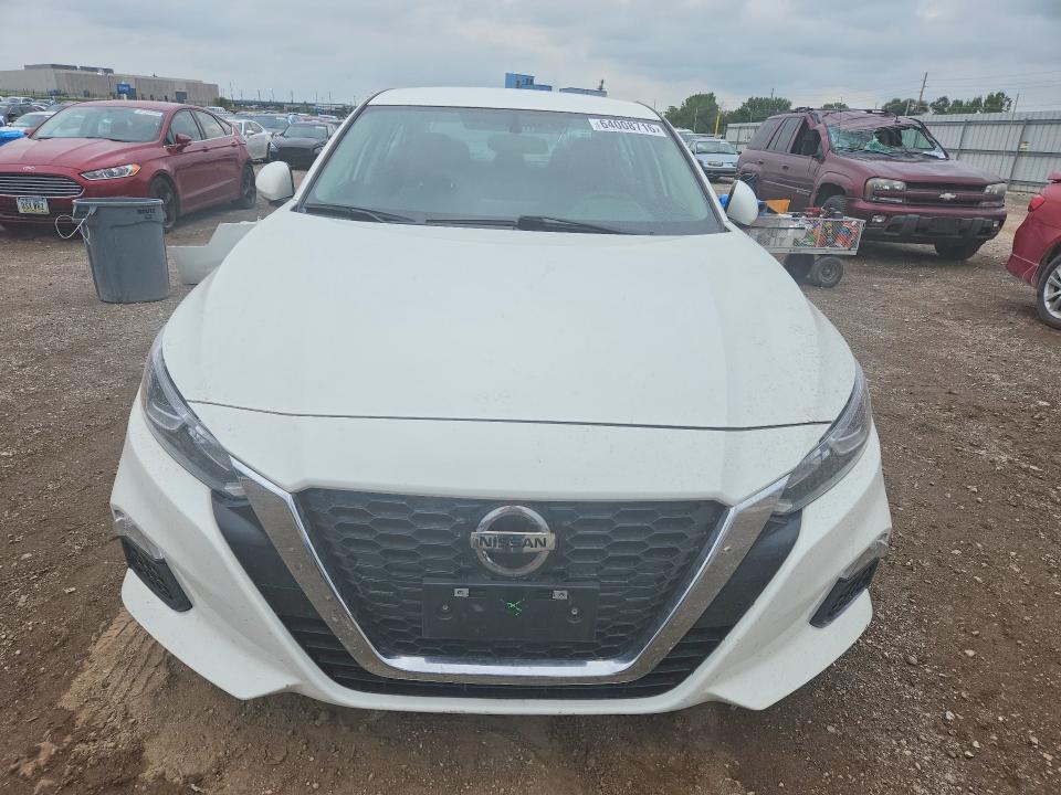 Продажа на аукционе авто 2019 Nissan Altima, vin: 1N4BL4BV2KC252033, номер лота: 64008716
