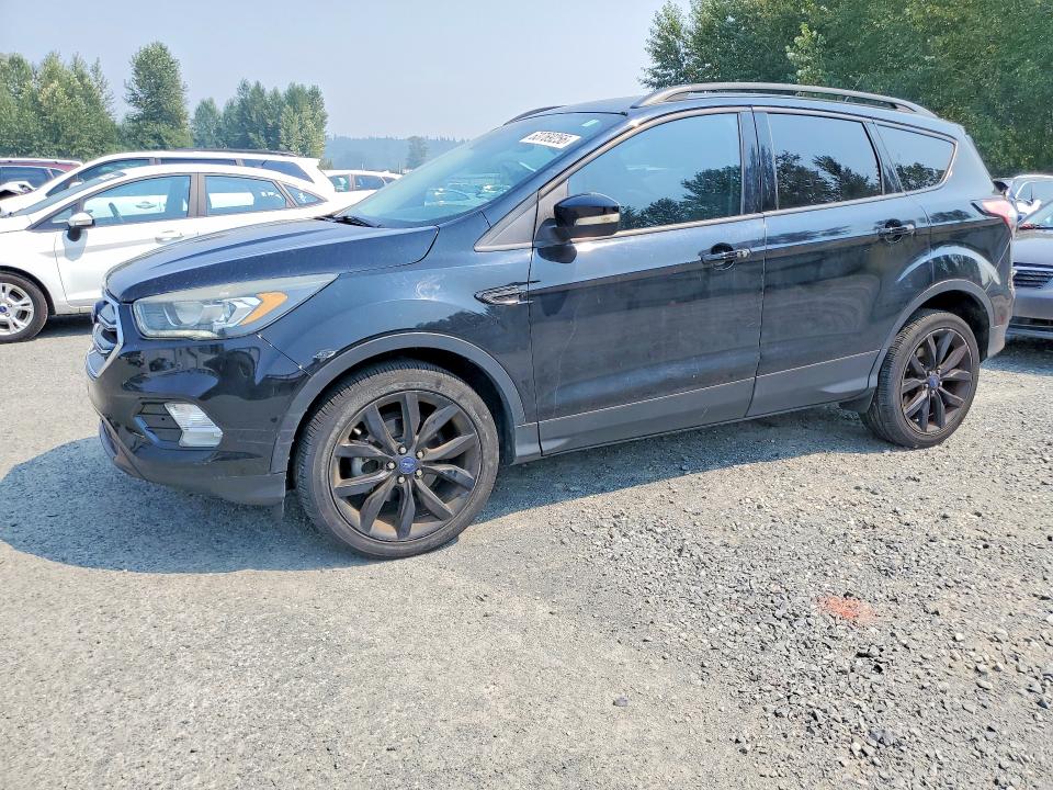 Продажа на аукционе авто 2017 Ford Escape, vin: 1FMCU0JD6HUA45284, номер лота: 63769256