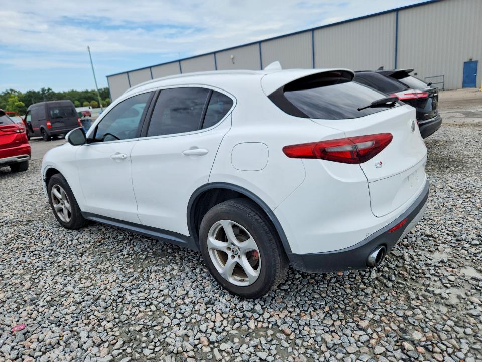 Продаж на аукціоні авто 2018 Alfa Romeo Stelvio, vin: ZASFAKAN1J7B81381, номер лоту: 64116386