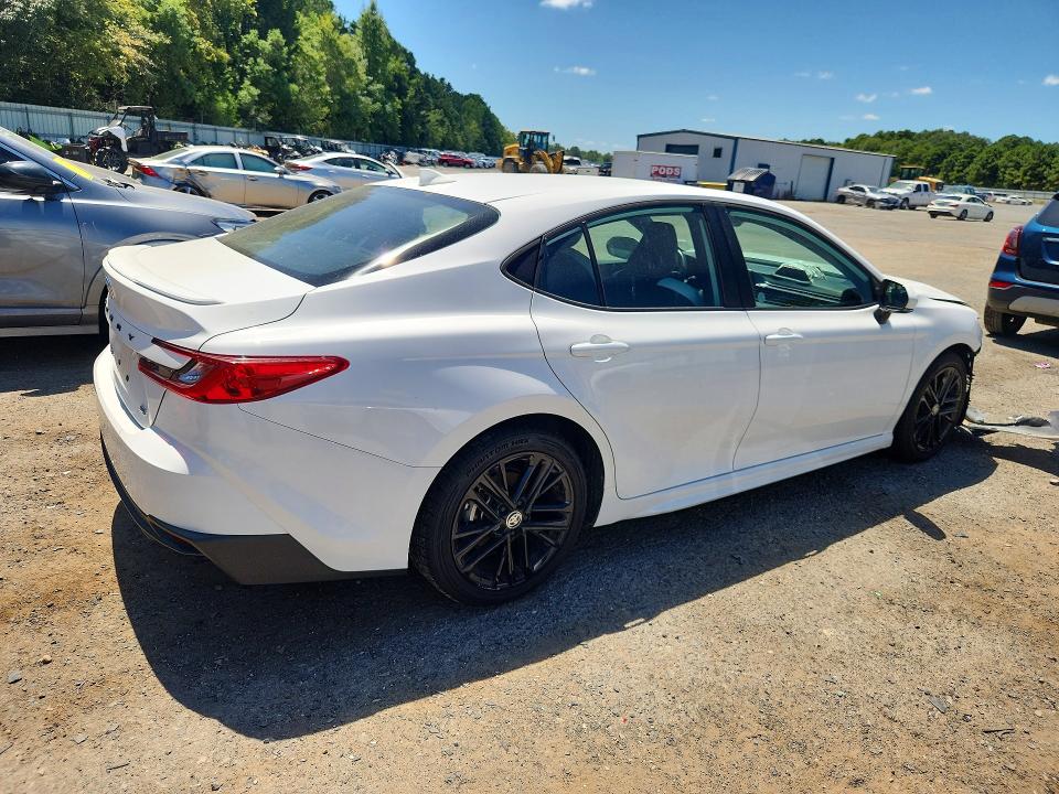 Продажа на аукционе авто 2025 Toyota Camry, vin: 4T1DAACK9SU072338, номер лота: 64676676