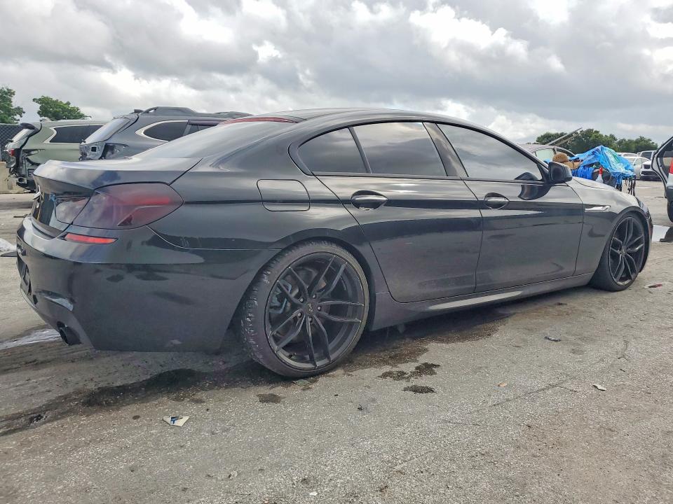 64044896 :رقم المزاد ، WBA6A0C52FD317999 vin ، 2015 Bmw 640 مزاد بيع