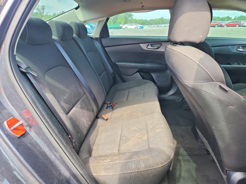 2019 Kia Forte მანქანა იყიდება აუქციონზე, vin: 3KPF24AD1KE097068, აუქციონის ნომერი: 64385146