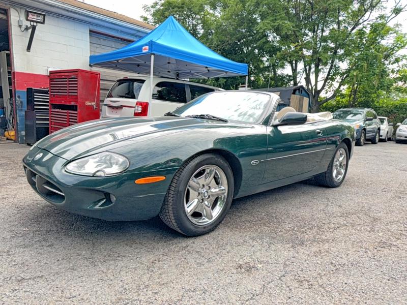 1999 Jaguar Xk8 მანქანა იყიდება აუქციონზე, vin: SAJGX2049XC038524, აუქციონის ნომერი: 64196686