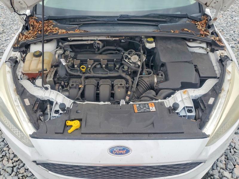 63519886 :رقم المزاد ، 1FADP3K29HL337926 vin ، 2017 Ford Focus مزاد بيع