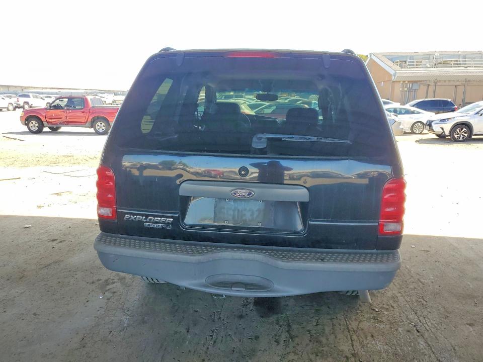 2003 Ford Explorer მანქანა იყიდება აუქციონზე, vin: 1FMZU70E53UC12059, აუქციონის ნომერი: 63427976