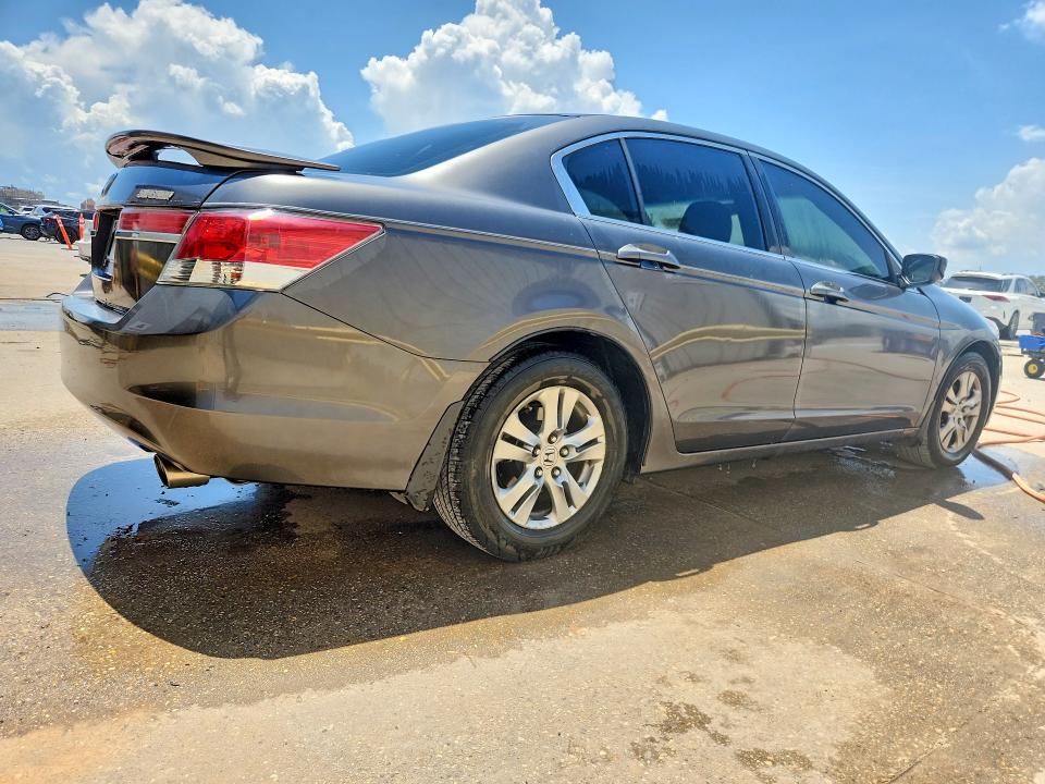 Продаж на аукціоні авто 2011 Honda Accord, vin: 1HGCP2F4XBA073034, номер лоту: 64082146