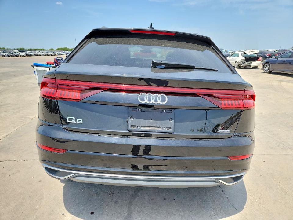 63648226 :رقم المزاد ، WA1BVBF17PD008552 vin ، 2023 Audi Q8 مزاد بيع