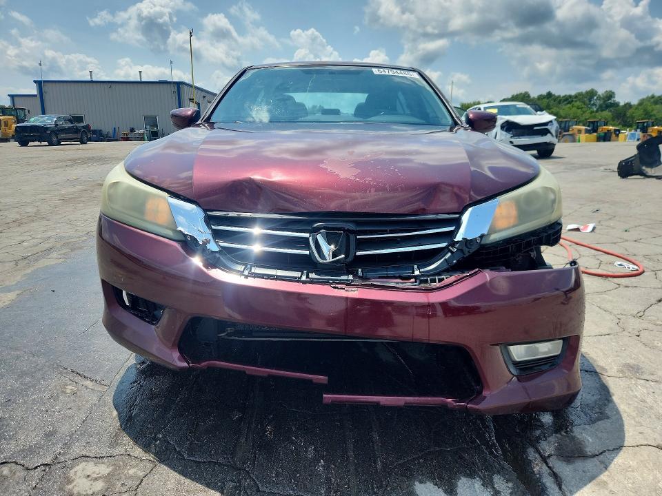 64794486 :رقم المزاد ، 1HGCR2F56DA231360 vin ، 2013 Honda Accord مزاد بيع