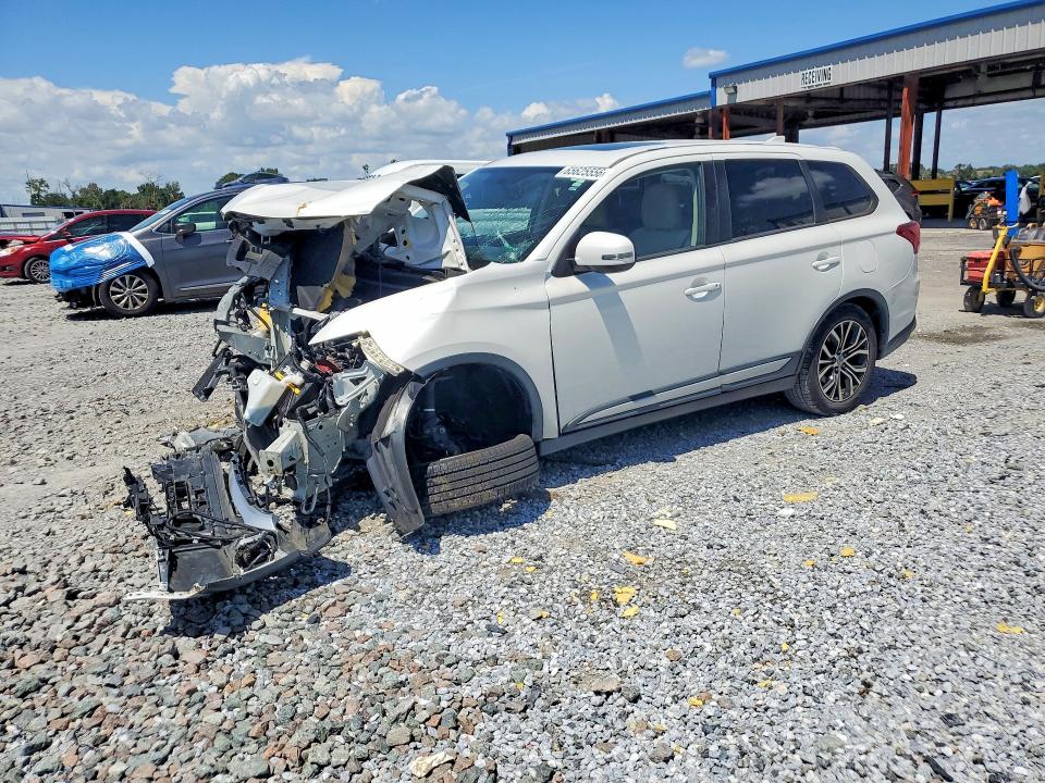 2017 Mitsubishi Outlander მანქანა იყიდება აუქციონზე, vin: JA4AD3A33HZ046765, აუქციონის ნომერი: 65625556