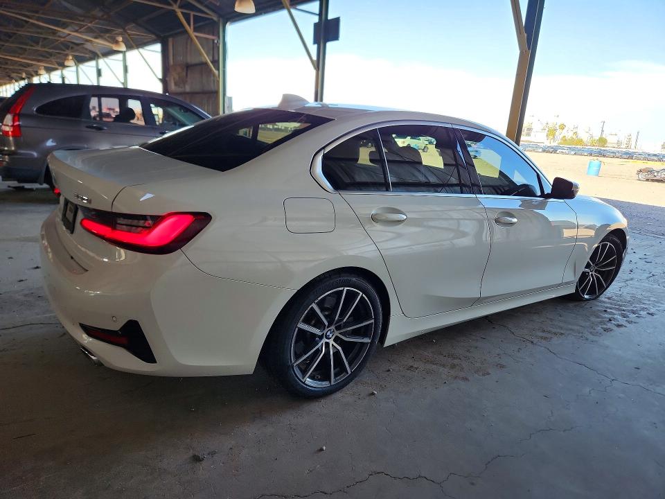 65567316 :رقم المزاد ، 3MW5R1J00M8B91749 vin ، 2021 Bmw 330i مزاد بيع