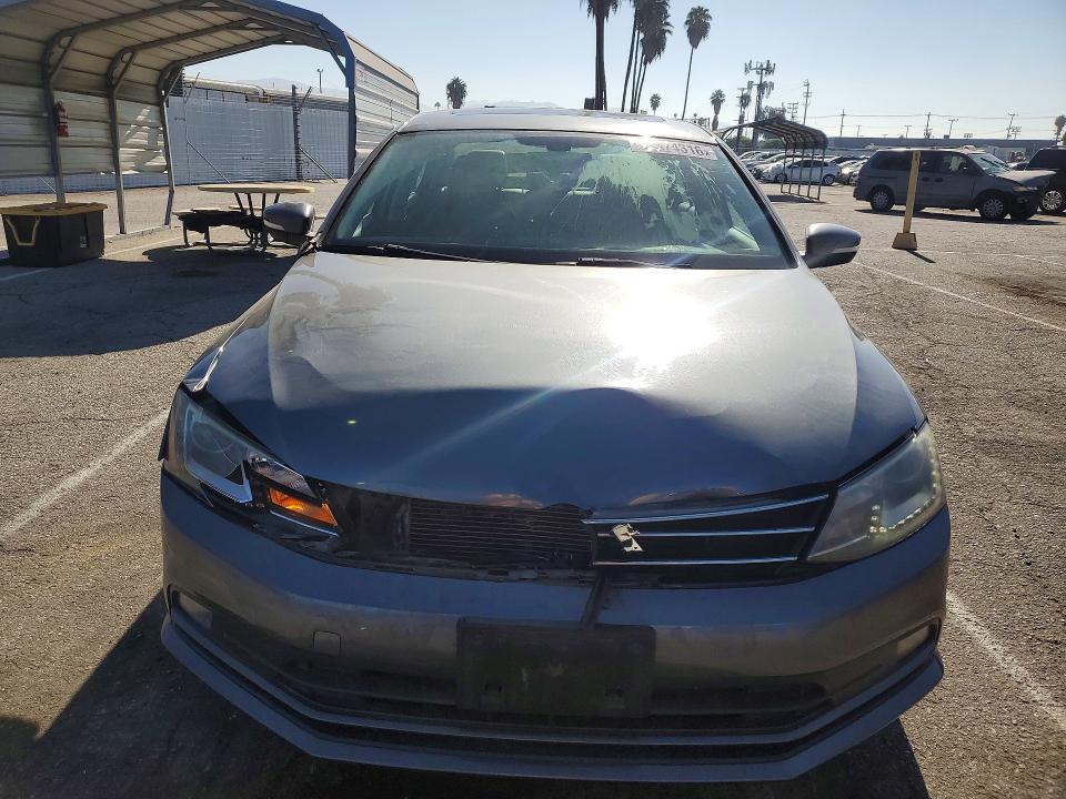 65674316 :رقم المزاد ، 3VWL17AJ3GM393619 vin ، 2016 Volkswagen Jetta مزاد بيع