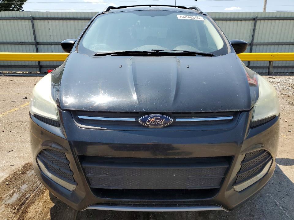 2013 Ford Escape მანქანა იყიდება აუქციონზე, vin: 1FMCU0GX4DUA04177, აუქციონის ნომერი: 64848366