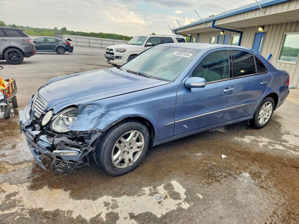 2003 Mercedes-benz E მანქანა იყიდება აუქციონზე, vin: WDBUF65J73A340764, აუქციონის ნომერი: 65997936
