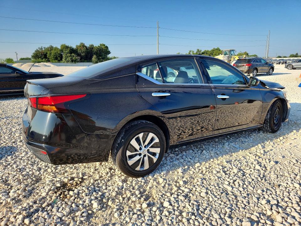 Продаж на аукціоні авто 2021 Nissan Altima, vin: 1N4BL4BVXMN390538, номер лоту: 62358136