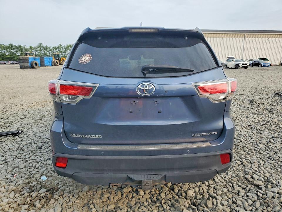 Aukcja sprzedaży 2015 Toyota Highlander, vin: 5TDDKRFH4FS185706, numer aukcji: 64112326