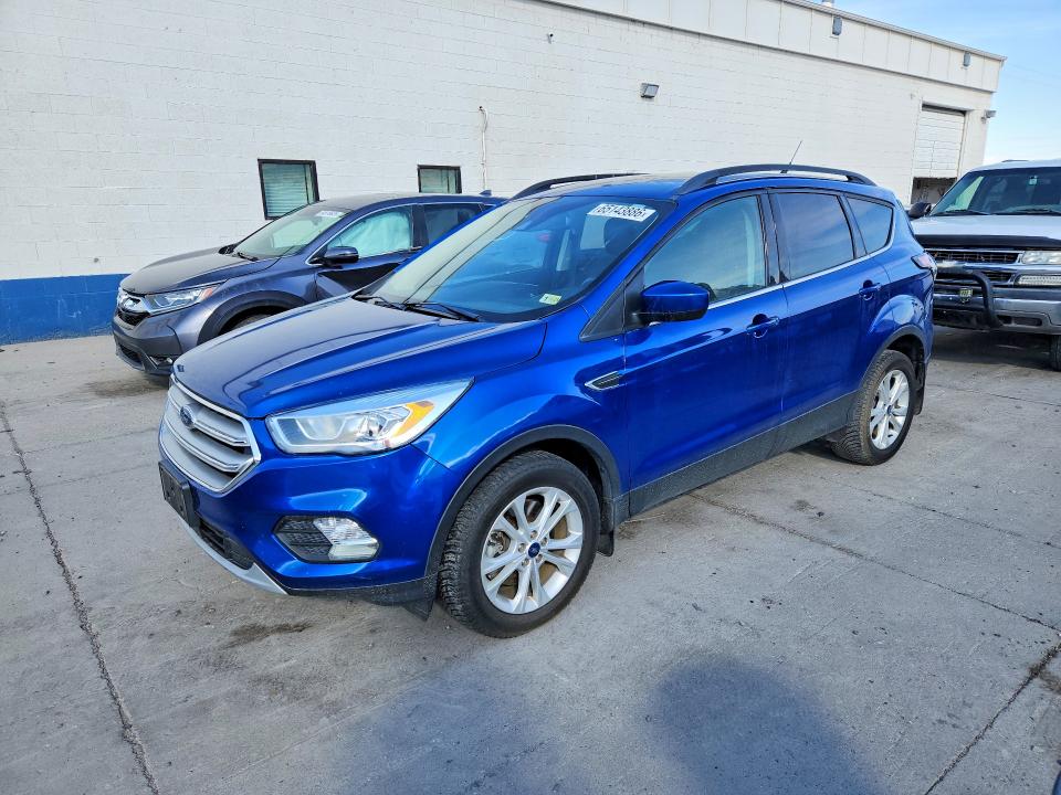 2018 Ford Escape მანქანა იყიდება აუქციონზე, vin: 1FMCU9HD1JUD15439, აუქციონის ნომერი: 65143886