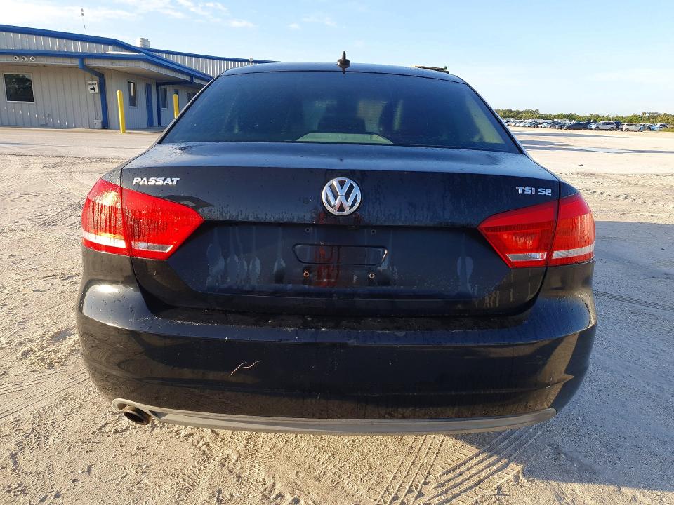 2014 Volkswagen Passat მანქანა იყიდება აუქციონზე, vin: 1VWBT7A33EC053019, აუქციონის ნომერი: 66782316
