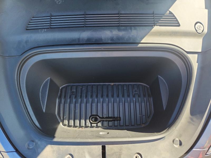 61452616 :رقم المزاد ، 7SAYGDEFXPF921126 vin ، 2023 Tesla Model Y مزاد بيع