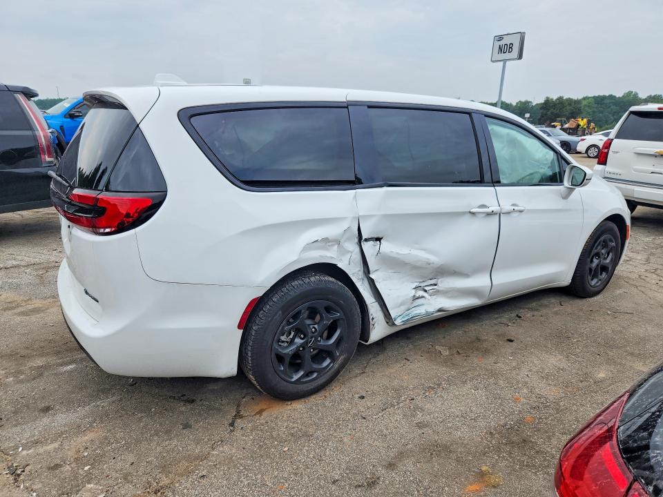 Aukcja sprzedaży 2022 Chrysler Pacifica, vin: 2C4RC1L73NR227659, numer aukcji: 63371476