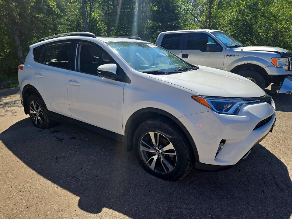 Auction sale of the 2018 Toyota Rav4, vin: 2T3WFREV3JW411519, lot number: 65610206