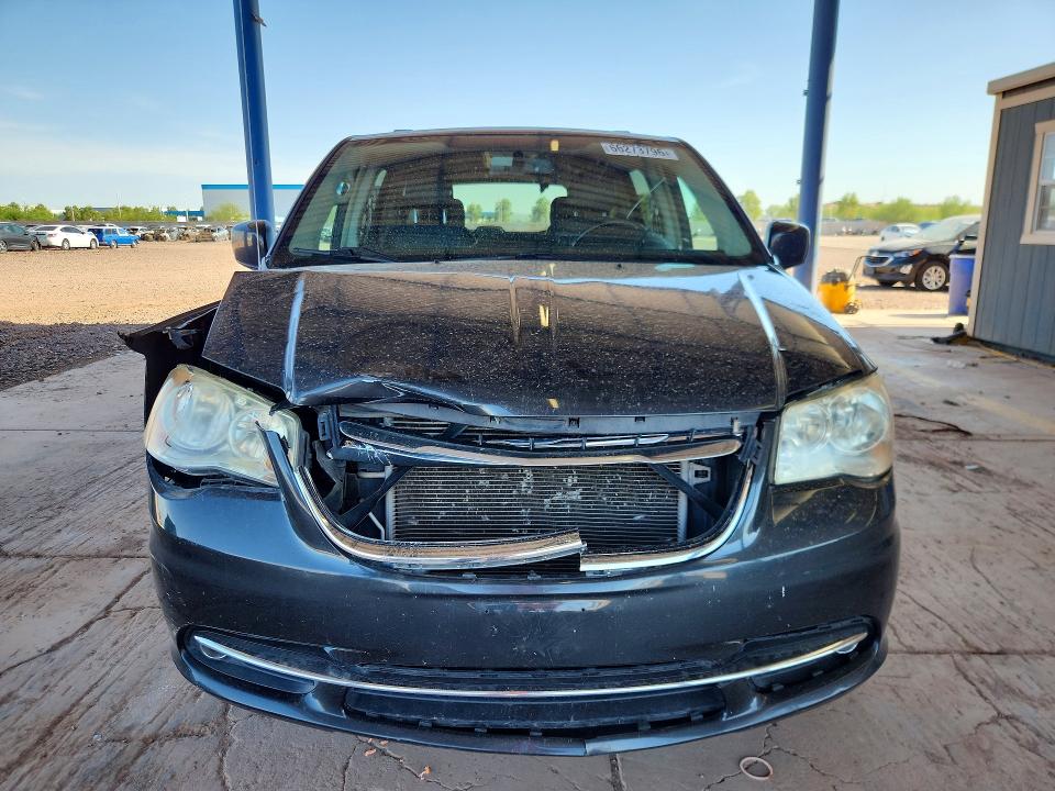66273796 :رقم المزاد ، 2C4RC1BG1CR305824 vin ، 2012 Chrysler Town & Country مزاد بيع