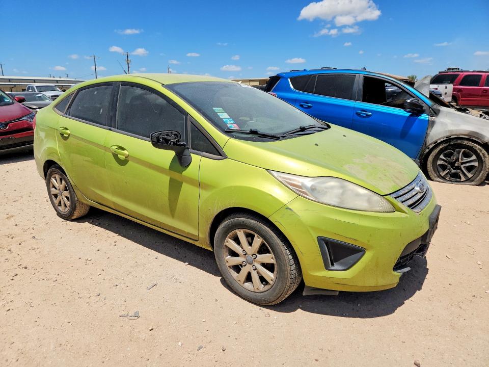 61450736 :رقم المزاد ، 3FADP4BJ7DM140971 vin ، 2013 Ford Fiesta مزاد بيع