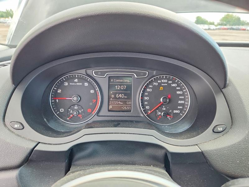 Продажа на аукционе авто 2015 Audi Q3, vin: WA1BFEFS1FR008751, номер лота: 65197486