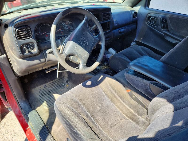 64517986 :رقم المزاد ، 1B7GL22X6YS667408 vin ، 2000 Dodge Dakota مزاد بيع