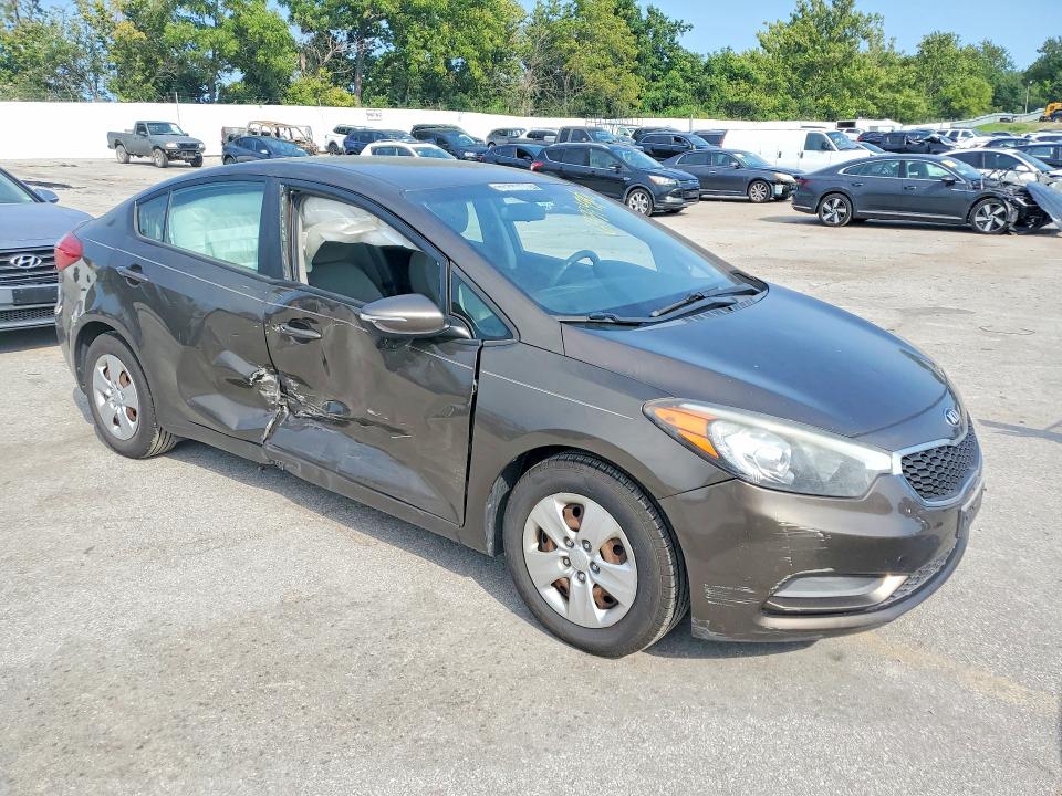 2015 Kia Forte მანქანა იყიდება აუქციონზე, vin: KNAFX4A63F5302844, აუქციონის ნომერი: 64374306