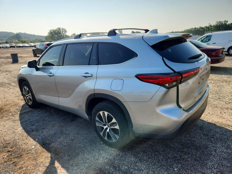 Продажа на аукционе авто 2022 Toyota Highlander, vin: 5TDGZRBH1NS561131, номер лота: 66560636