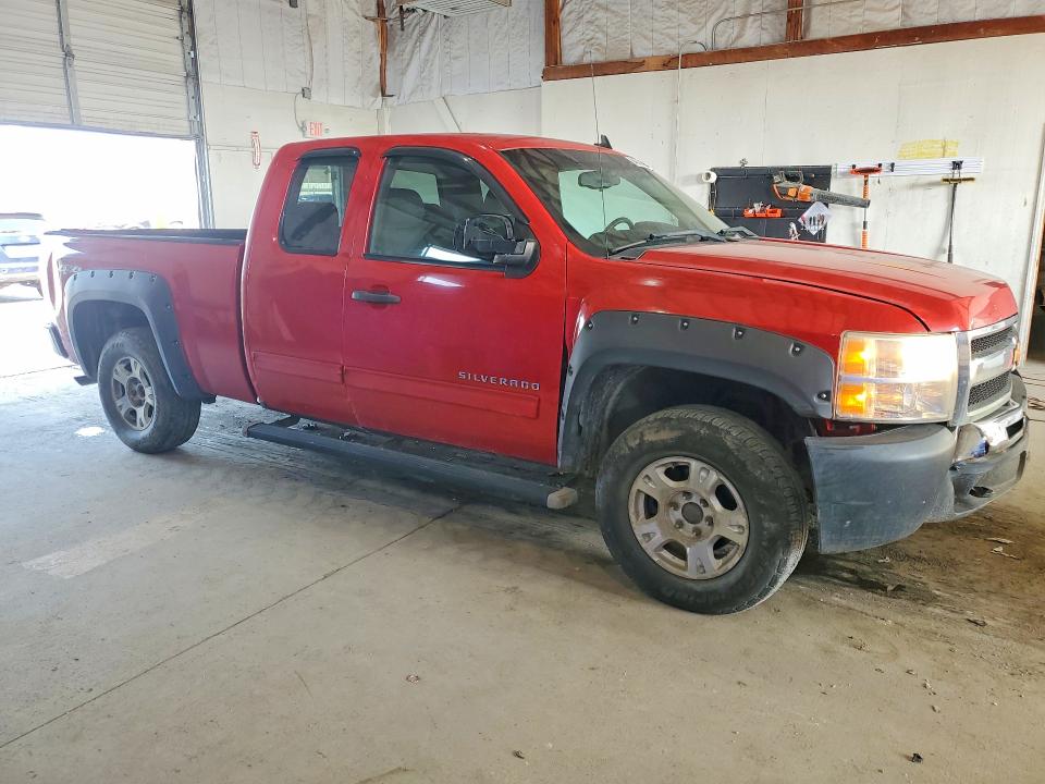 64079376 :رقم المزاد ، 1GCRKSE31BZ172861 vin ، 2011 Chevrolet Silverado مزاد بيع