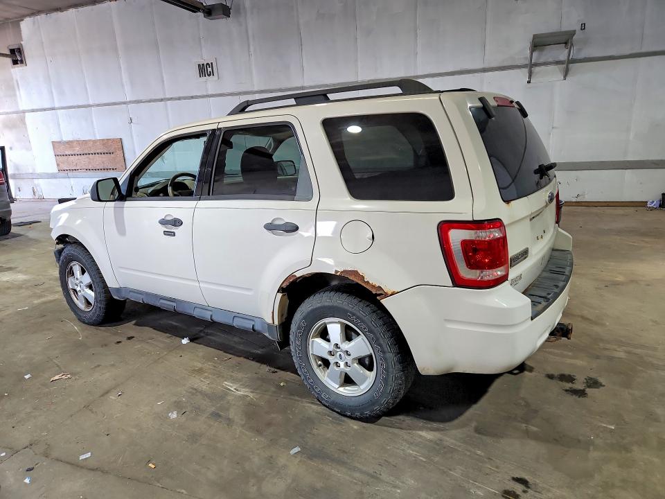 2009 Ford Escape მანქანა იყიდება აუქციონზე, vin: 1FMCU93709KA20583, აუქციონის ნომერი: 66130486