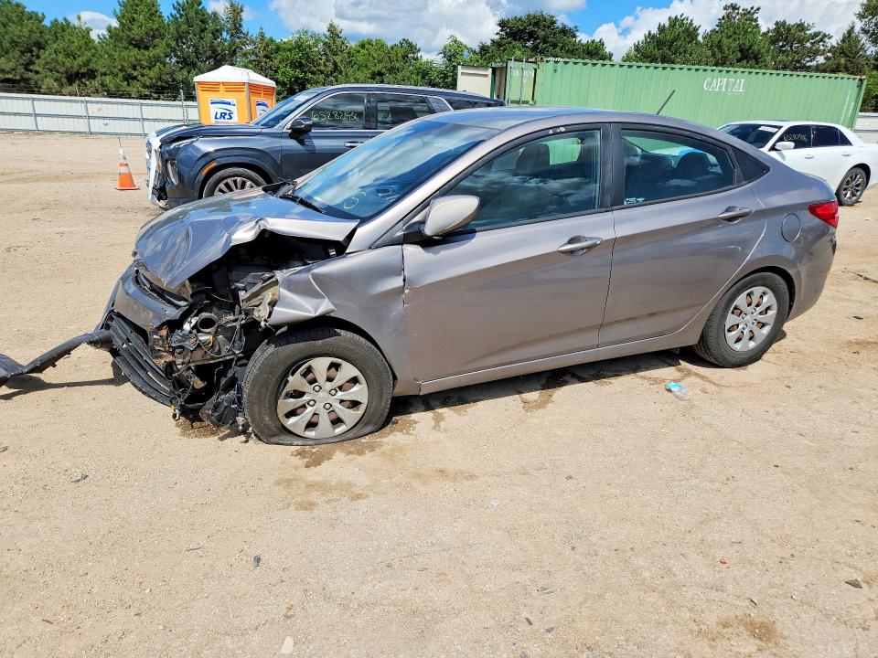 2017 Hyundai Accent მანქანა იყიდება აუქციონზე, vin: KMHCT4AE4HU366694, აუქციონის ნომერი: 65541666