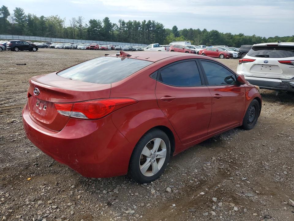 Продажа на аукционе авто 2011 Hyundai Elantra, vin: KMHDH4AE6BU137124, номер лота: 67240306