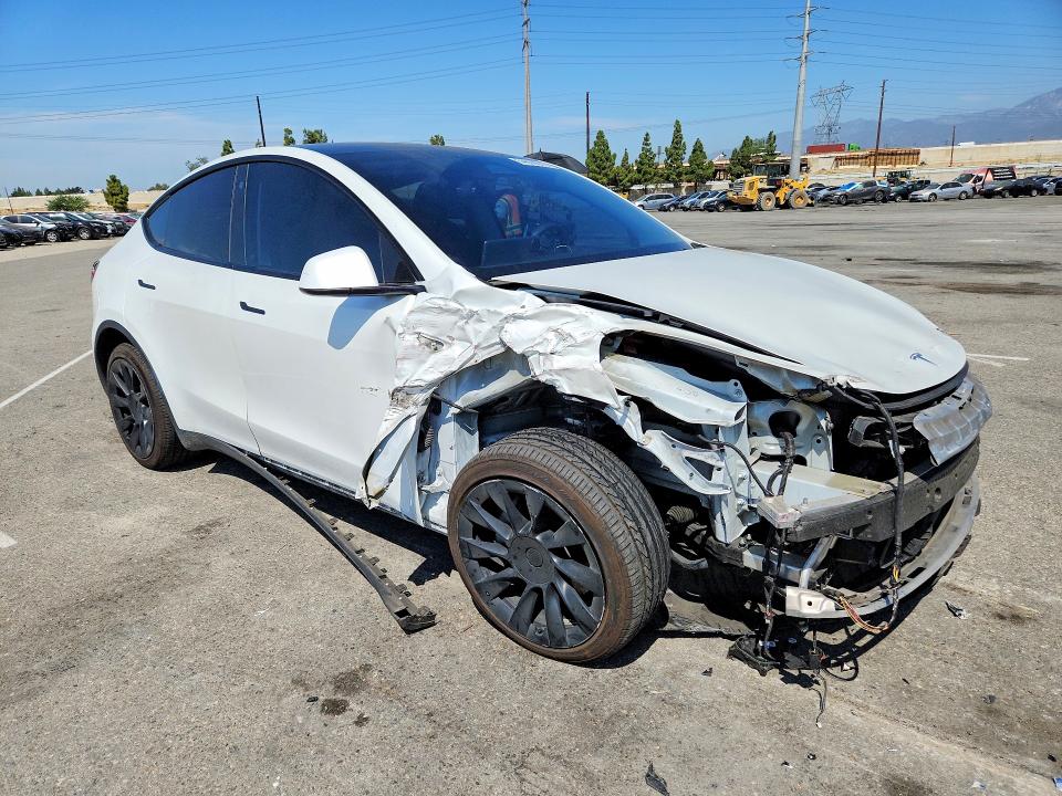 2021 Tesla Model Y მანქანა იყიდება აუქციონზე, vin: 5YJYGDEE2MF072478, აუქციონის ნომერი: 64860076