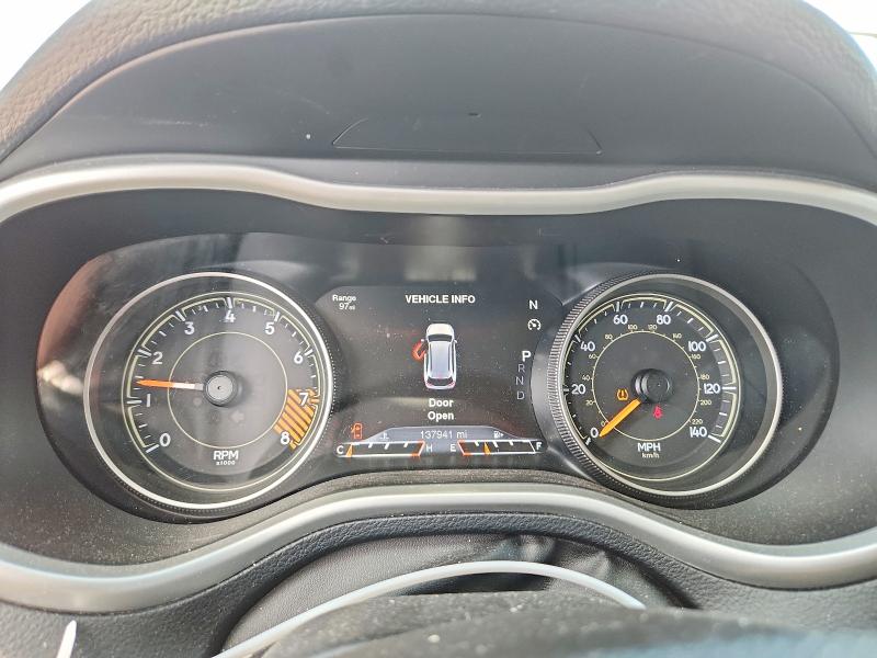 64808936 :رقم المزاد ، 1C4PJMDSXFW680915 vin ، 2015 Jeep Cherokee مزاد بيع