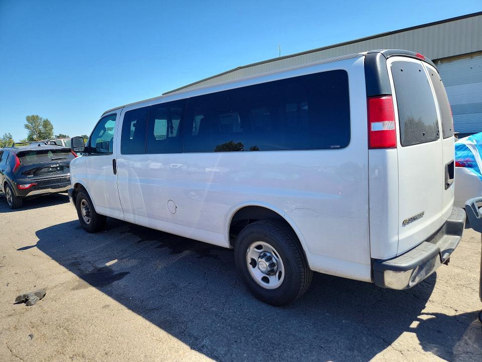 64051586 :رقم المزاد ، 1GAZGPFPXJ1268431 vin ، 2018 Chevrolet Express G3500 مزاد بيع