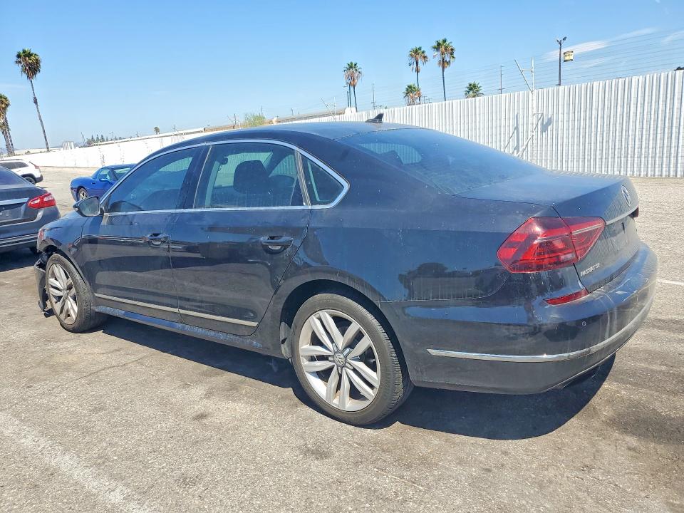 2017 Volkswagen Passat მანქანა იყიდება აუქციონზე, vin: 1VWHM7A34HC064395, აუქციონის ნომერი: 65855036