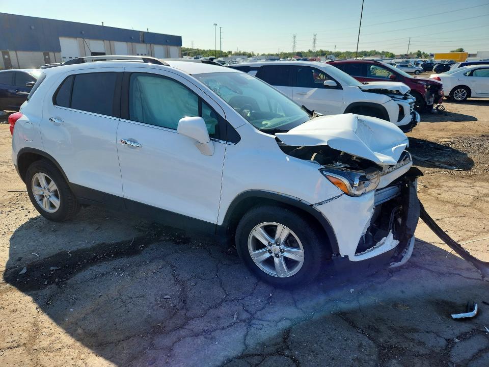 2019 Chevrolet Trax მანქანა იყიდება აუქციონზე, vin: KL7CJLSB2KB910411, აუქციონის ნომერი: 63737326