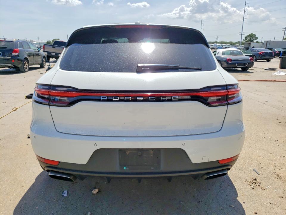 66026916 :رقم المزاد ، WP1AA2A55MLB06325 vin ، 2021 Porsche Macan مزاد بيع